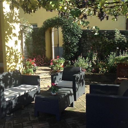 Casa Fontana Tuscany B&B Barga Exterior photo