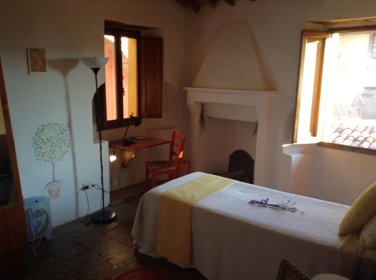 Casa Fontana Tuscany B&B Barga Exterior photo